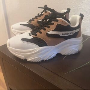 Madden NYC Women's Athletic Shoes - White and Brown